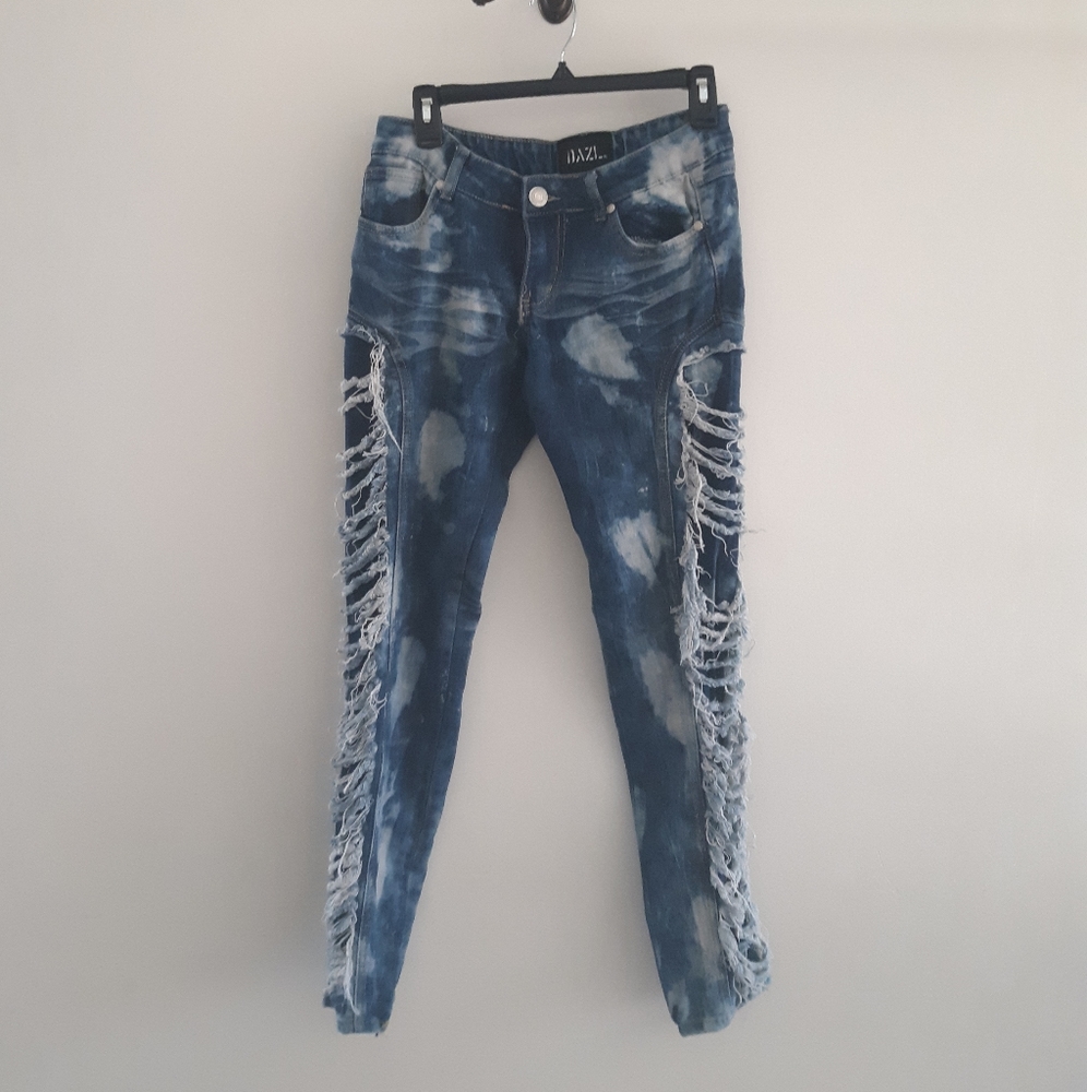 Distressed Dazl Skinny Jeans